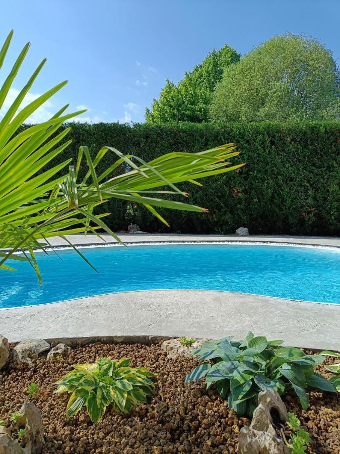 Picnic Room And Pool Castelnuovo del Garda Exterior photo